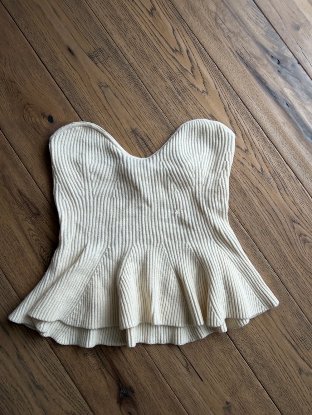 Line & Dot Off-White Strapless Ribbed Peplum Camisole - Picture 5 of 8